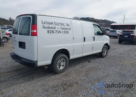 2015 Chevrolet Express 2500 Work Van z USA, uszkodzony, nr VIN 1GCWGFFF3F1107535